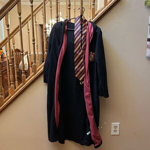 Griffindor Robe and Tie